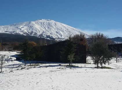 etna innevata